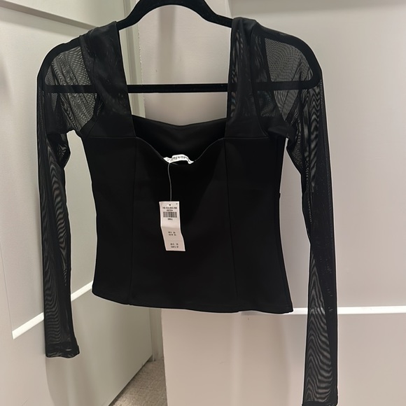 A&F size small. New with tags. “Long sleeve crepe square neck top”. Mesh on arms - Picture 7 of 9